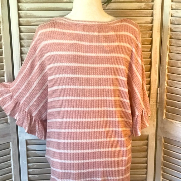 WAFFLE KNIT DOLMAN TOP W/ WHITE STRIPES - Picture 4 of 7